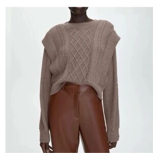 Babaton Womens XS Taupe Cable Knit Sweater